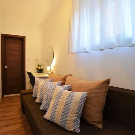 Kolombo Lux Apartmán *